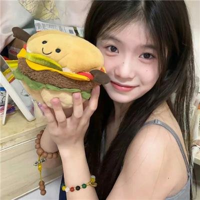 狂舞小天后海报